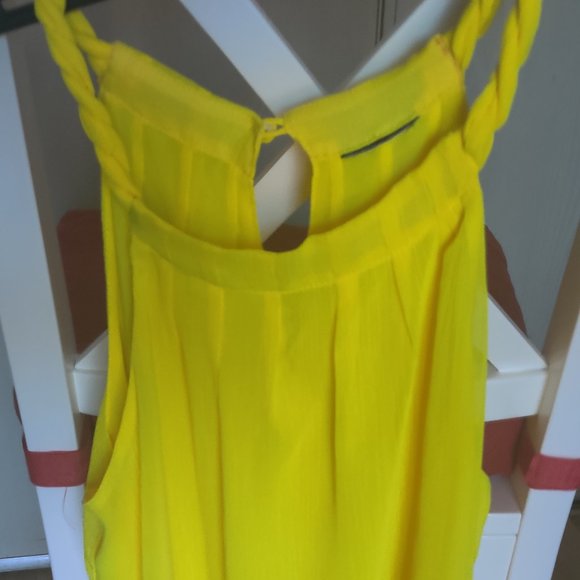 Yellow and red blouse - Picture 2 of 5